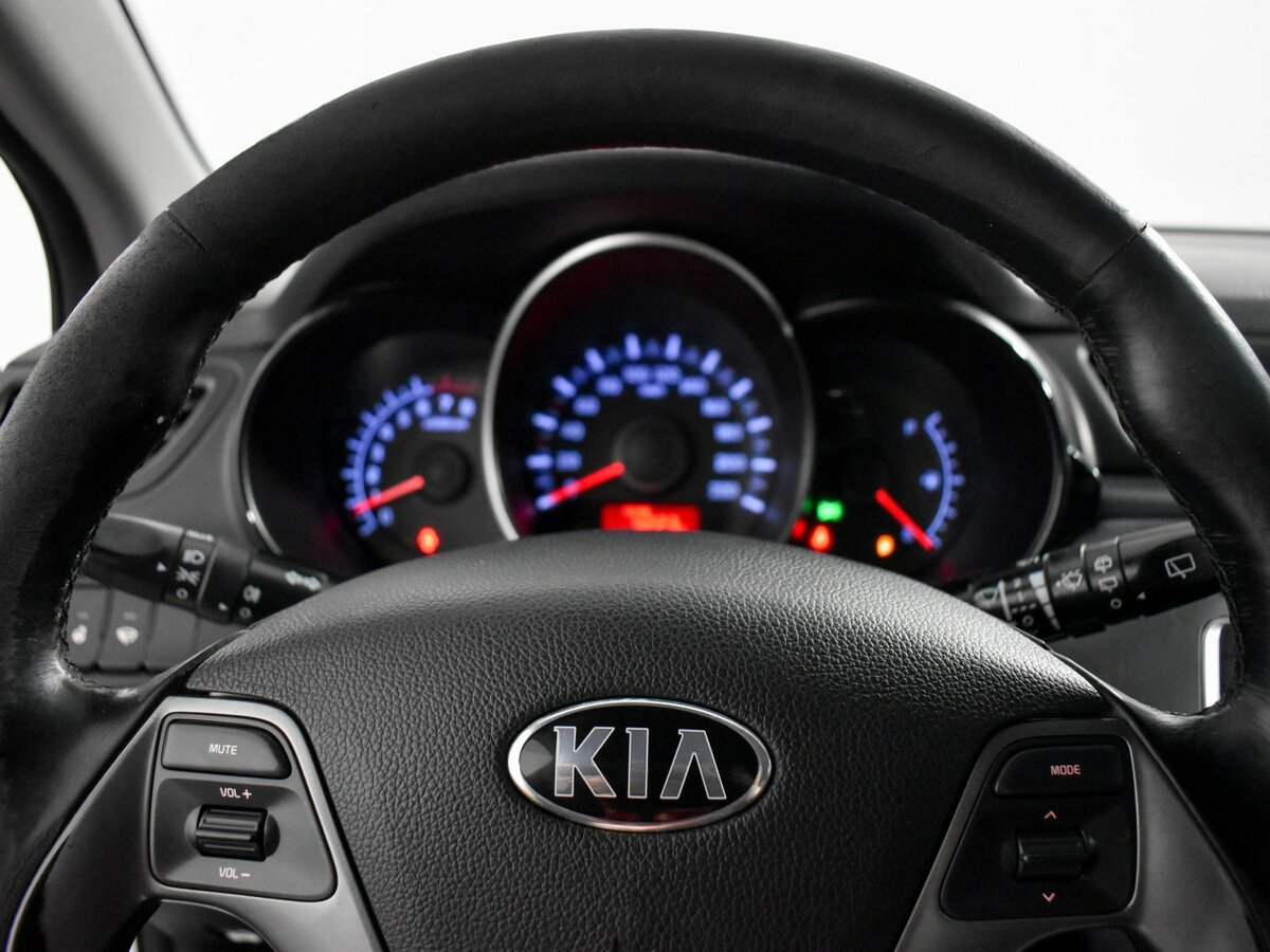 Kia Rio III Рестайлинг, 2016 Фото №16