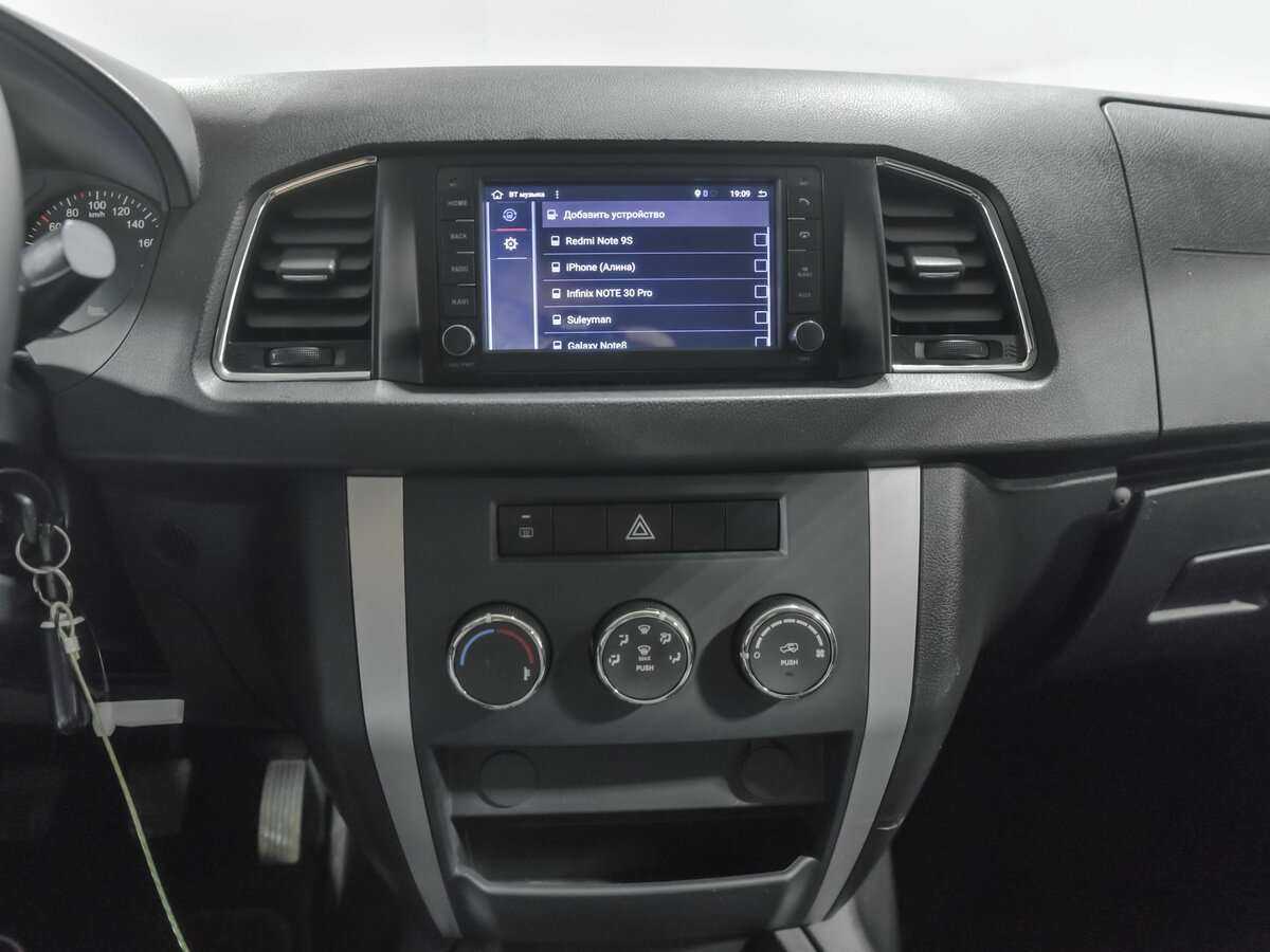 УАЗ Patriot, 2017 Фото №9