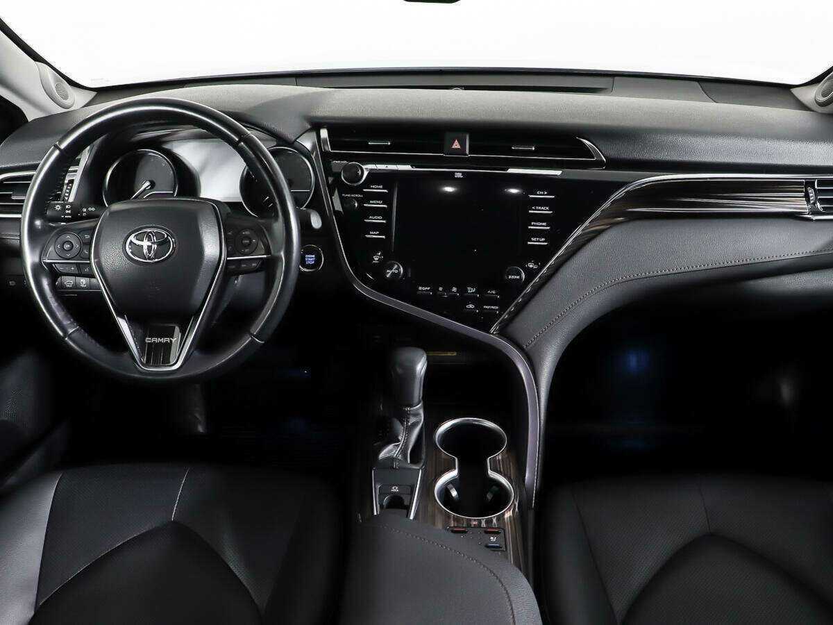 Toyota Camry, 2020 Фото №9