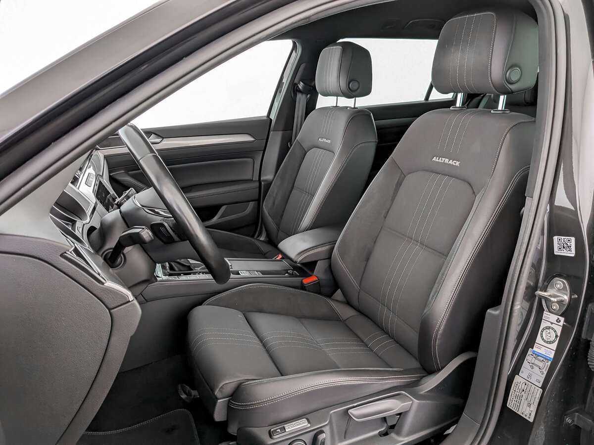 Volkswagen Passat Alltrack, 2018 Фото №20
