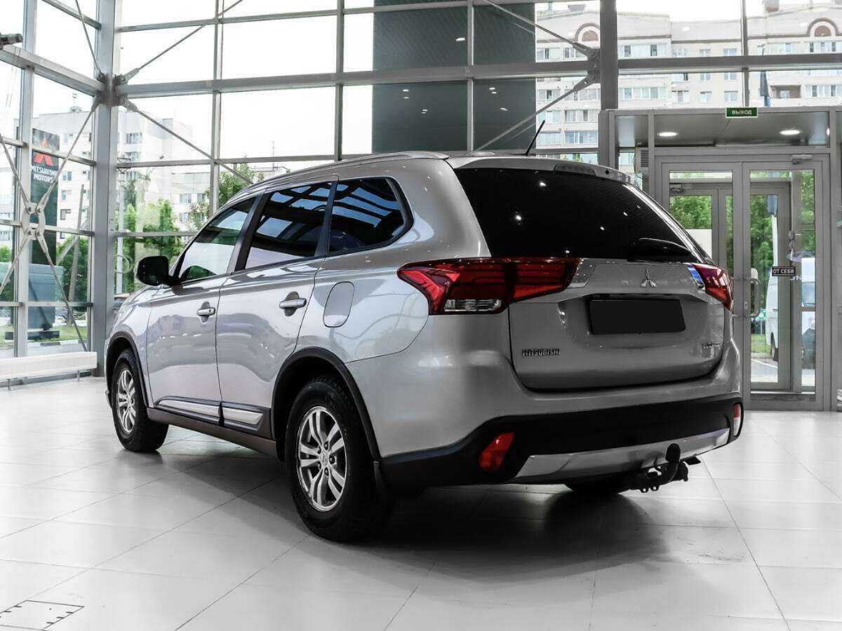 Mitsubishi Outlander, 2016 Фото №7