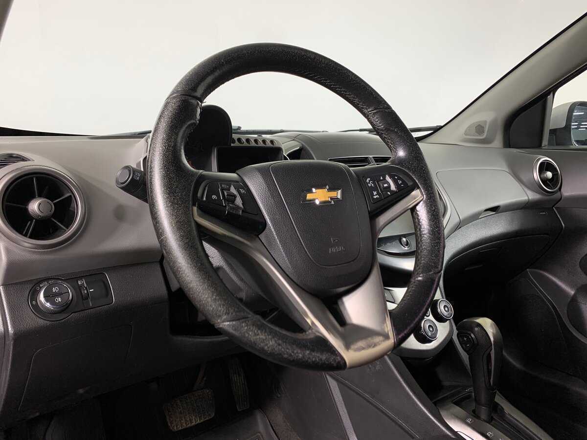 Chevrolet Aveo, 2014 Фото №12