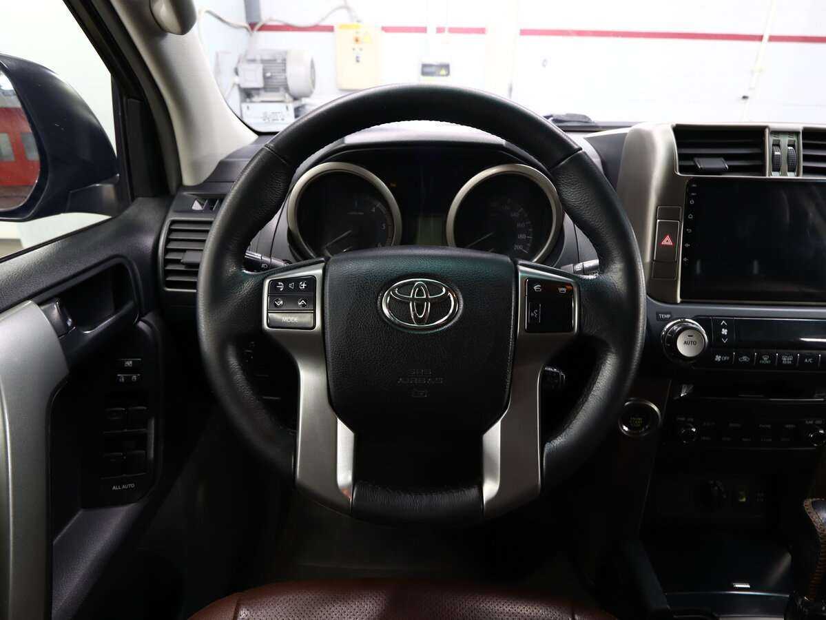 Toyota Land Cruiser Prado, 2013 Фото №15