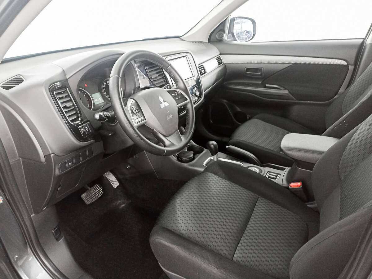 Mitsubishi Outlander, 2014 Фото №16