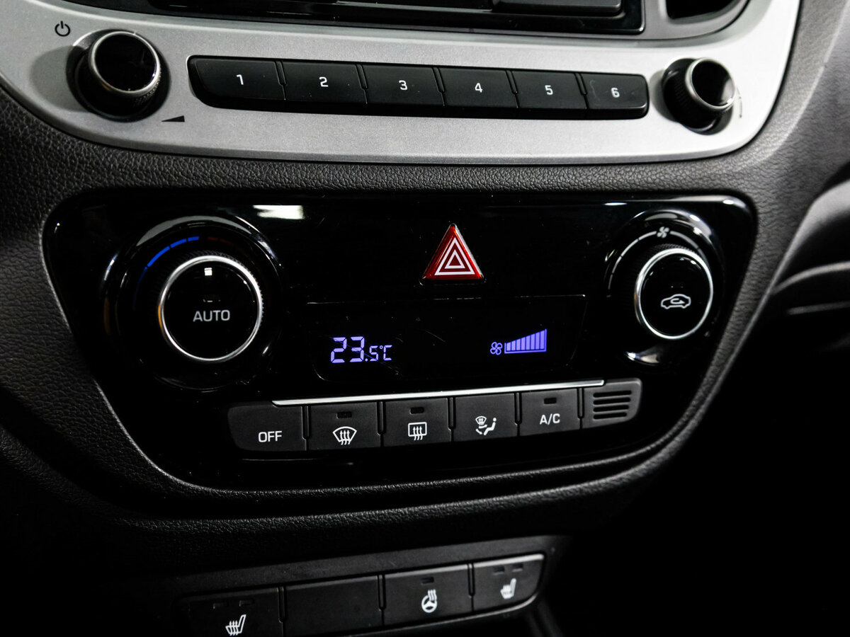 Hyundai Solaris II, 2017 Фото №13