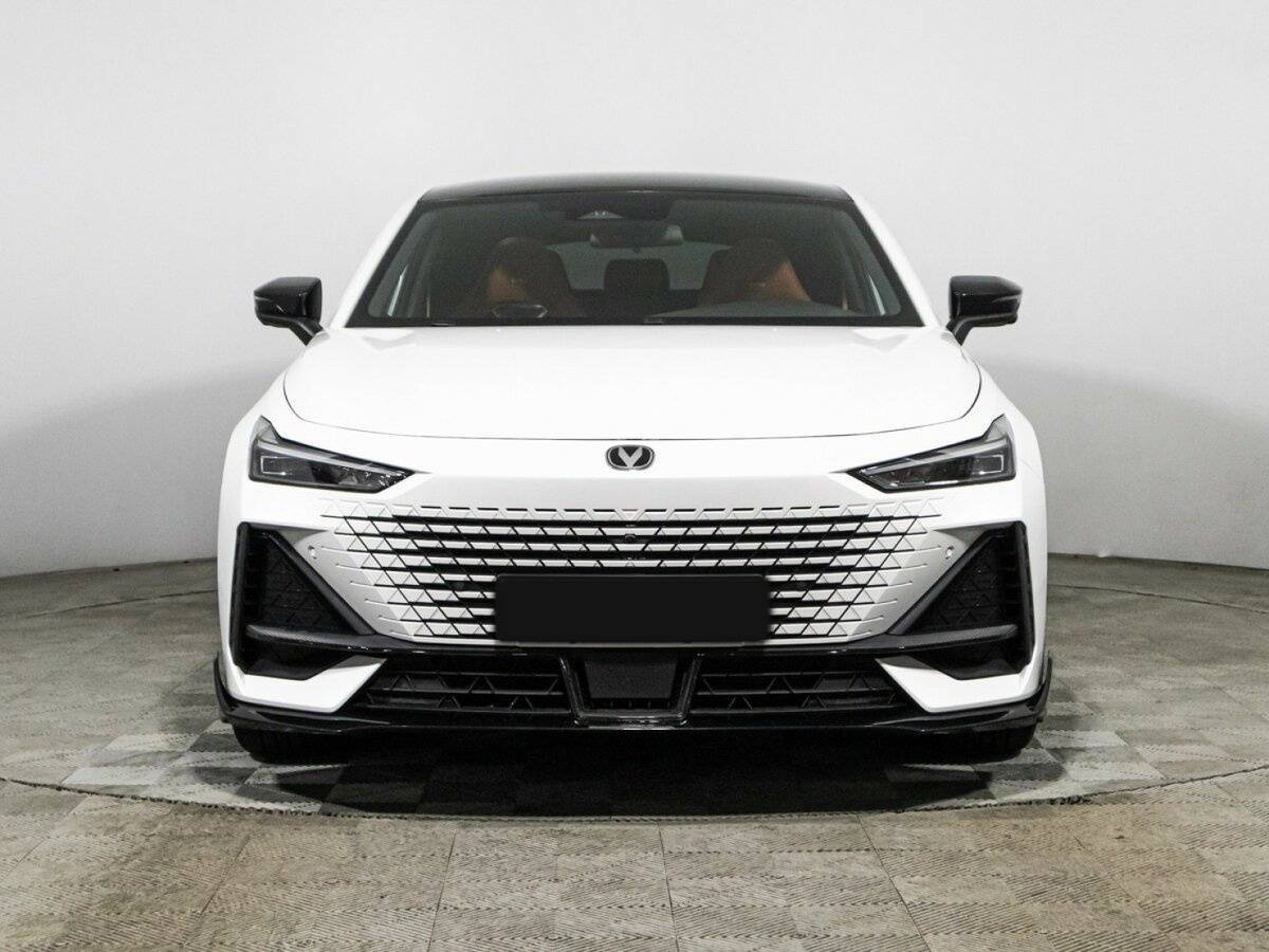 Changan UNI-V, 2023 Фото №2