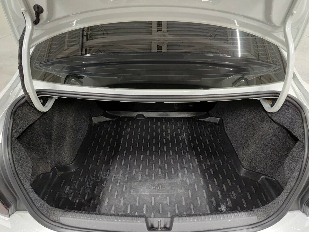 Volkswagen Polo V Рестайлинг, 2017 Фото №10