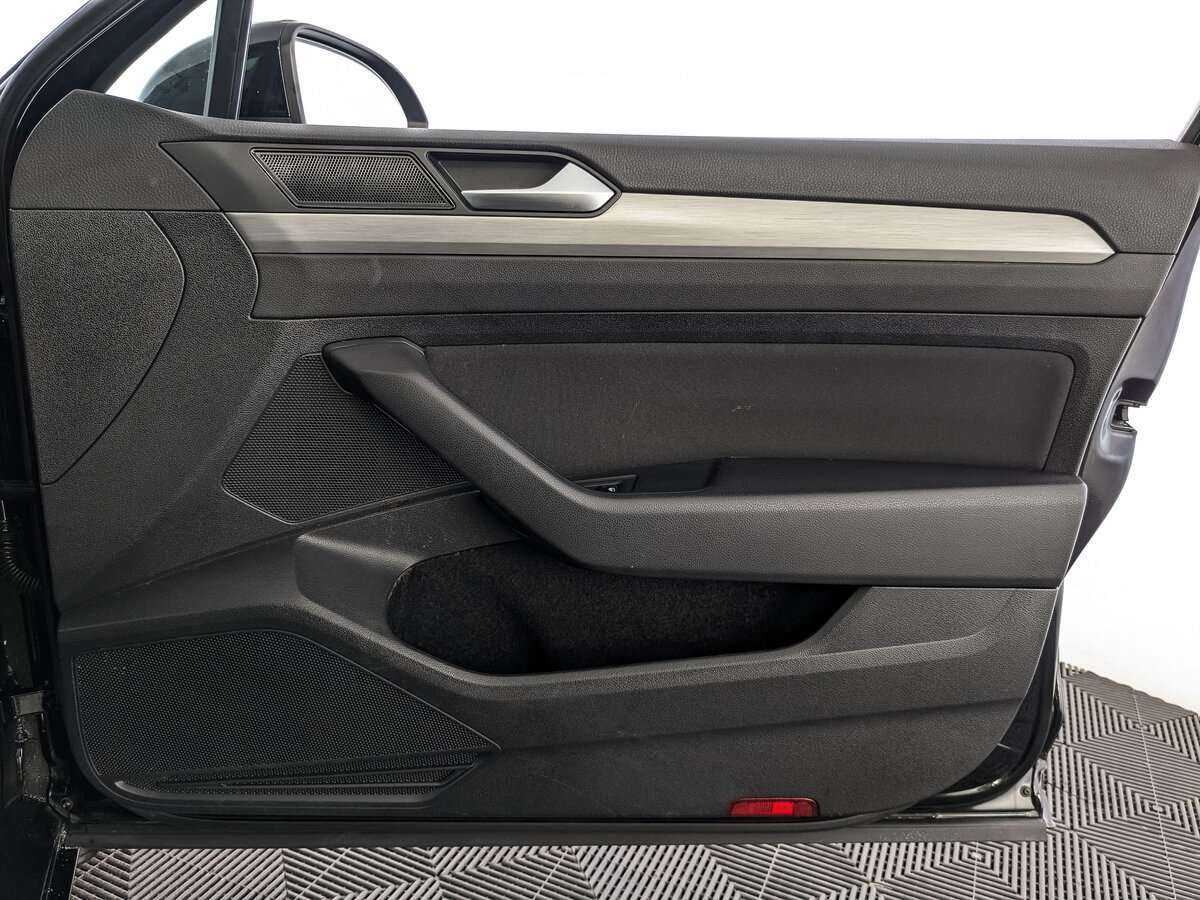 Volkswagen Passat, 2016 Фото №20