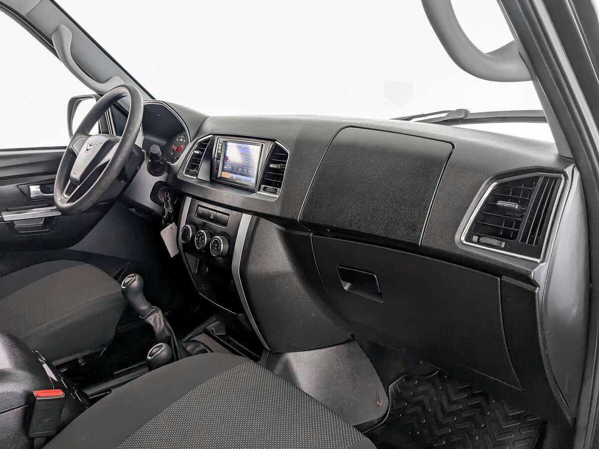 УАЗ Patriot, 2021 Фото №9