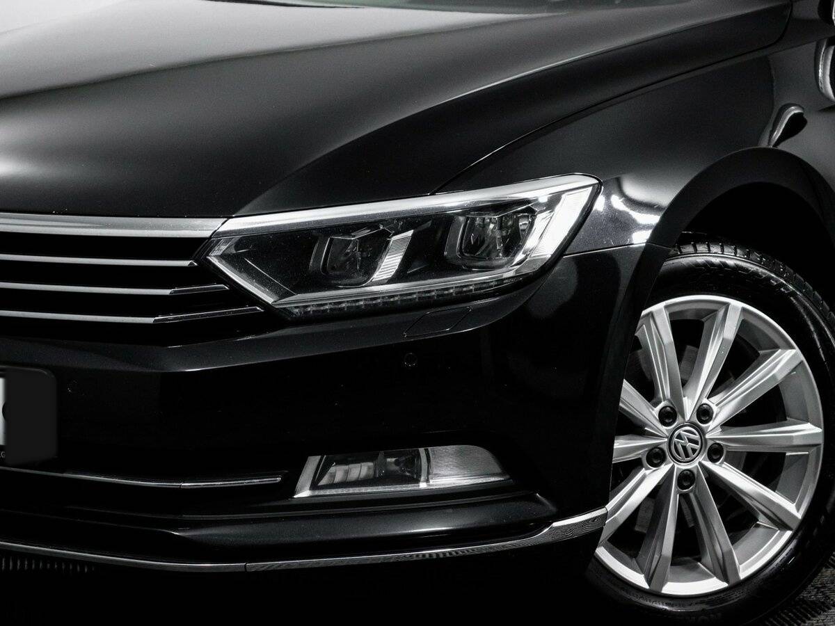 Volkswagen Passat, 2019 Фото №17