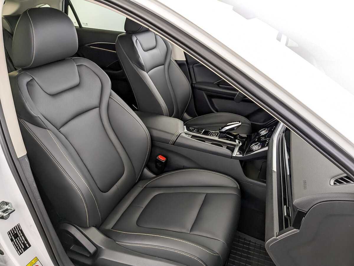 FAW Bestune B70, 2023 Фото №21