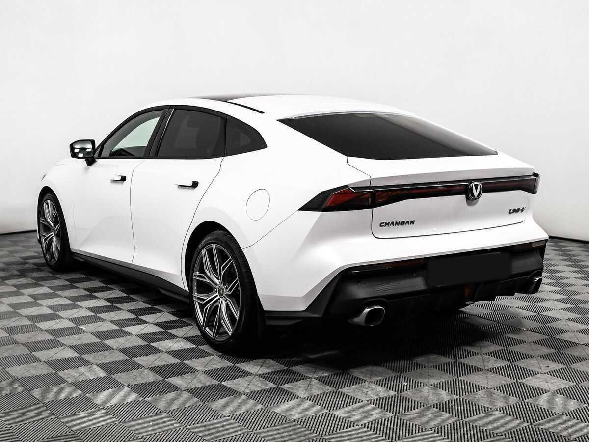 Changan UNI-V, 2023 Фото №7
