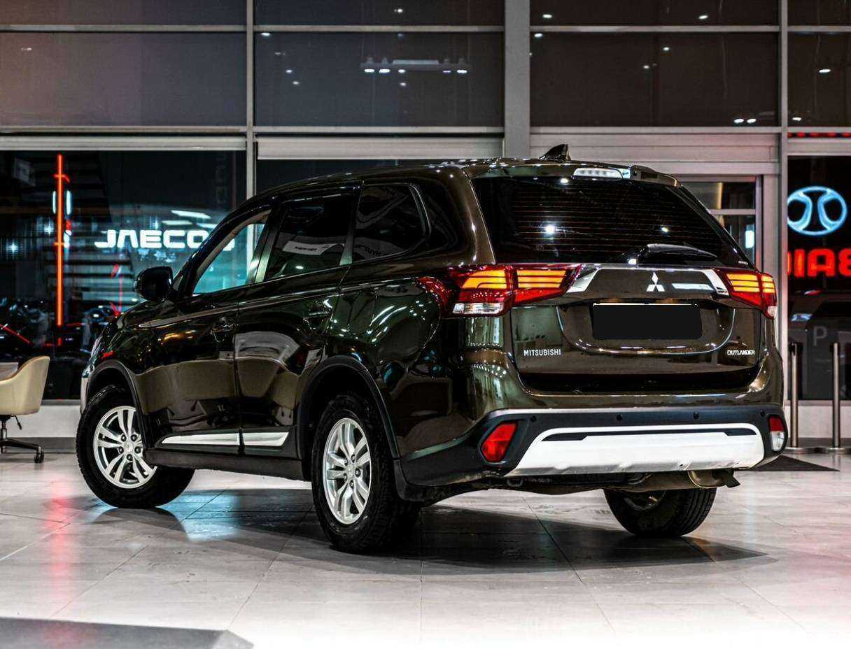 Mitsubishi Outlander, 2018 Фото №4