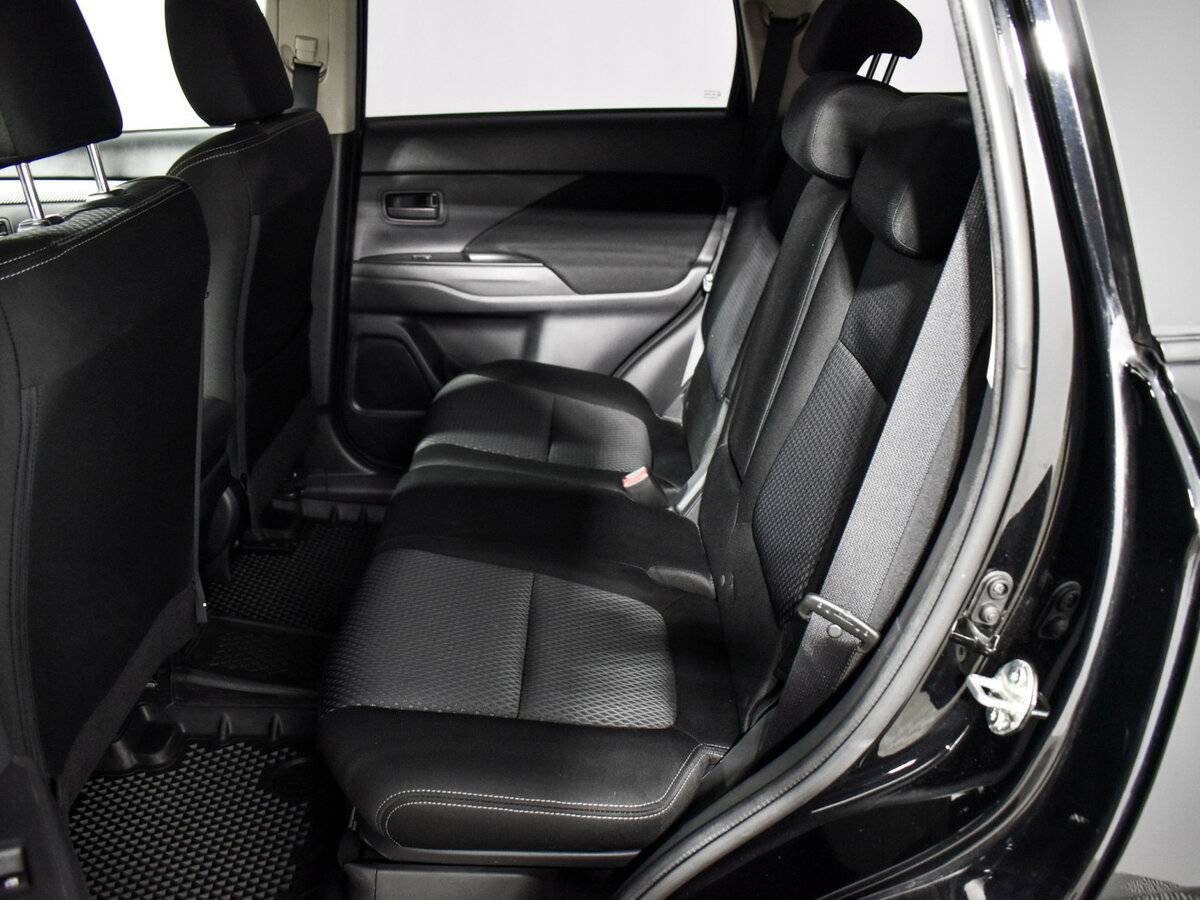 Mitsubishi Outlander III Рестайлинг 2, 2018 Фото №9