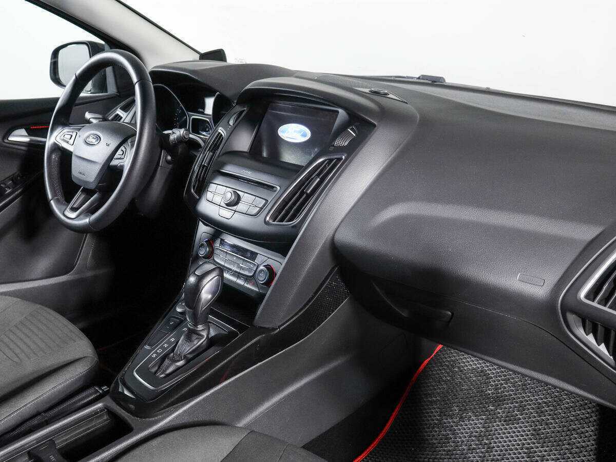 Ford Focus, 2018 Фото №7