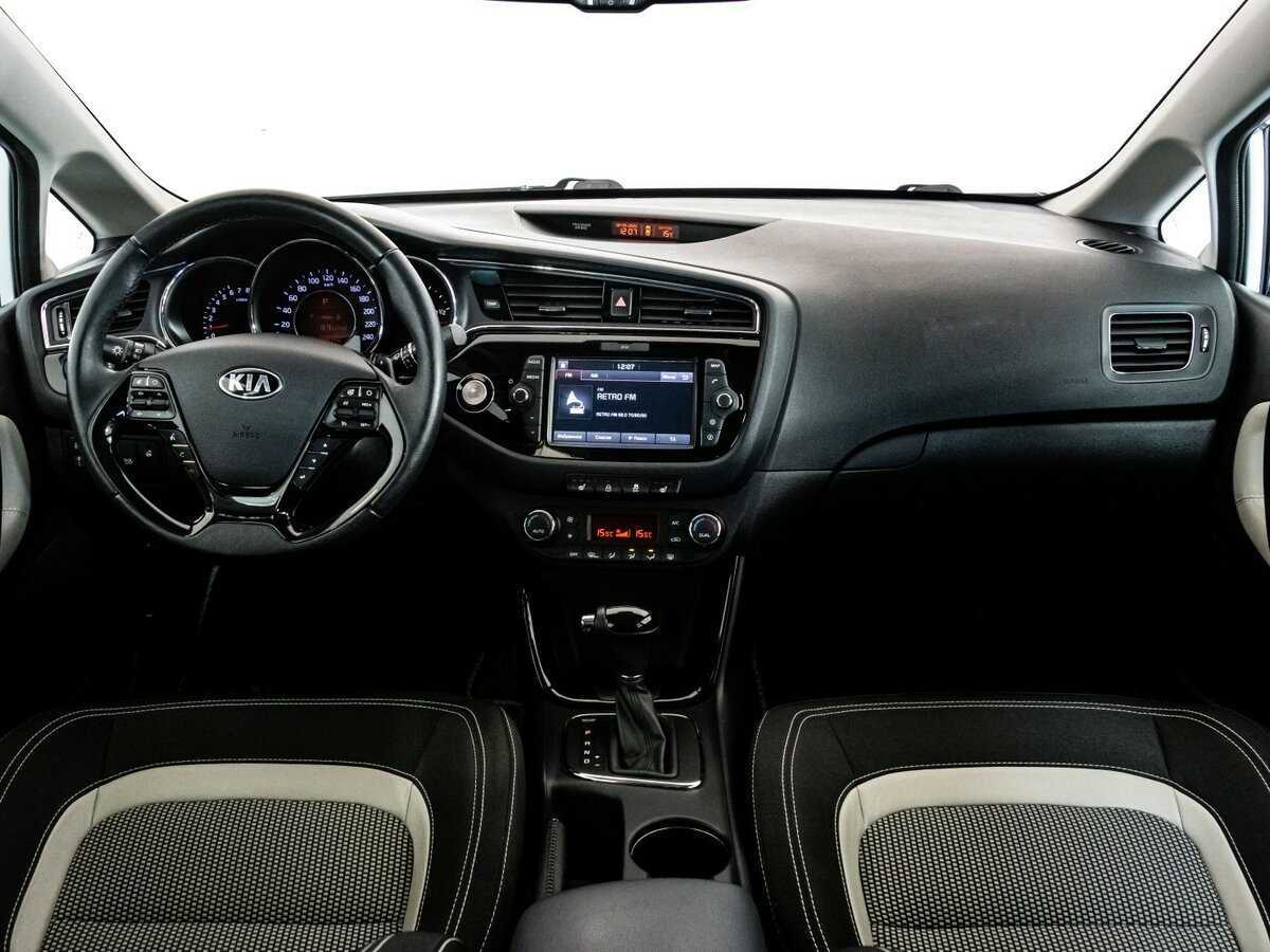 Kia Ceed, 2017 Фото №10