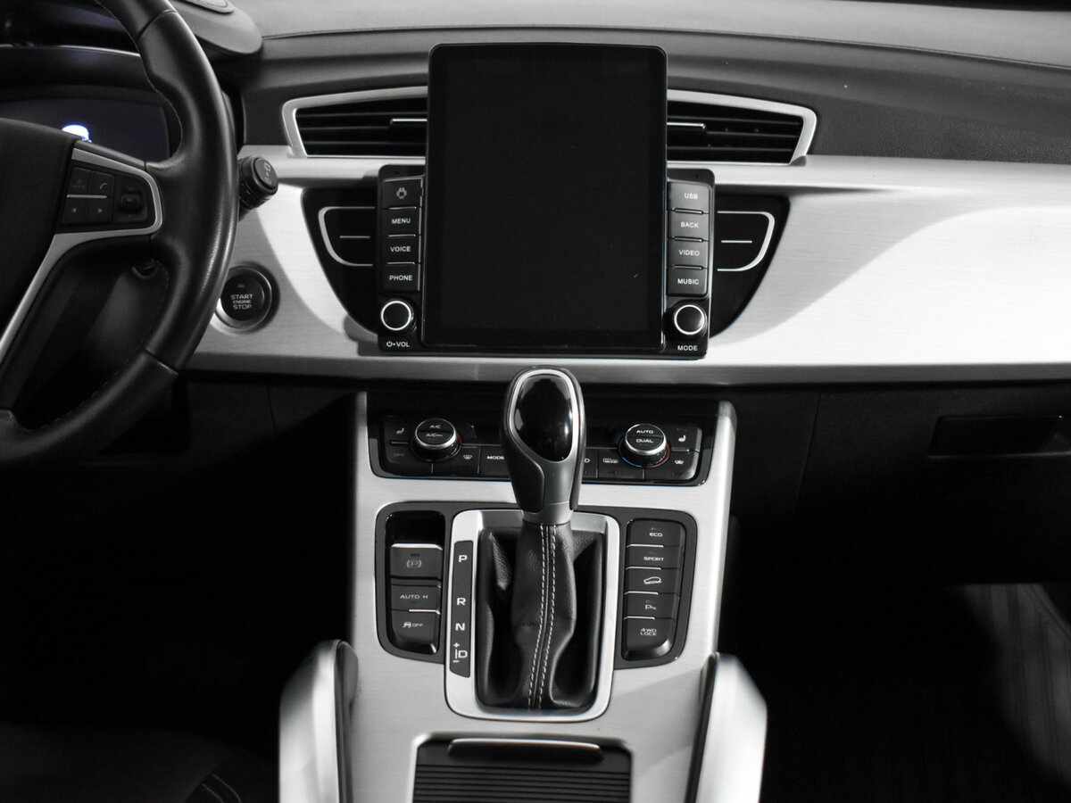 Geely Atlas I, 2019 Фото №14