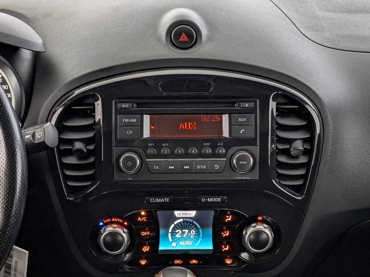 Nissan Juke, 2012 Фото №15