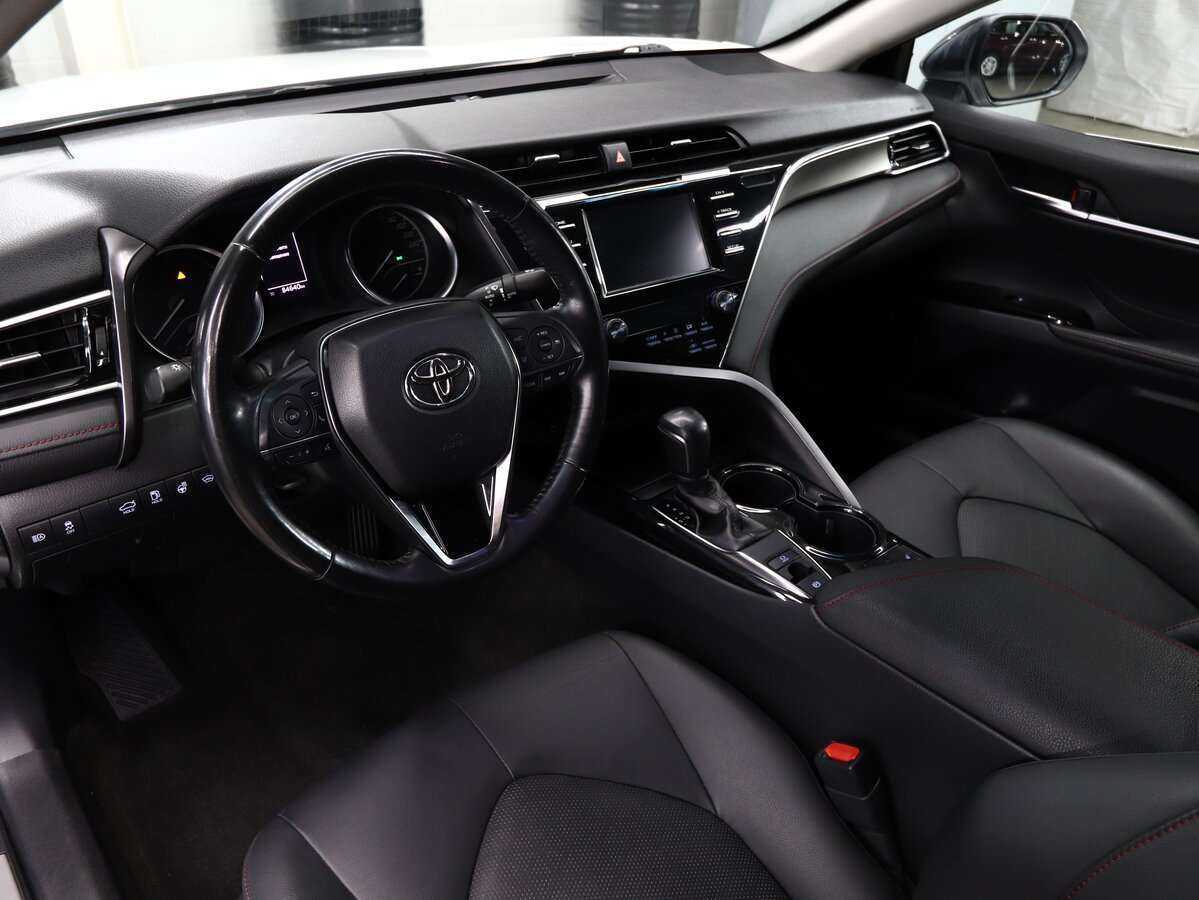 Toyota Camry, 2020 Фото №7
