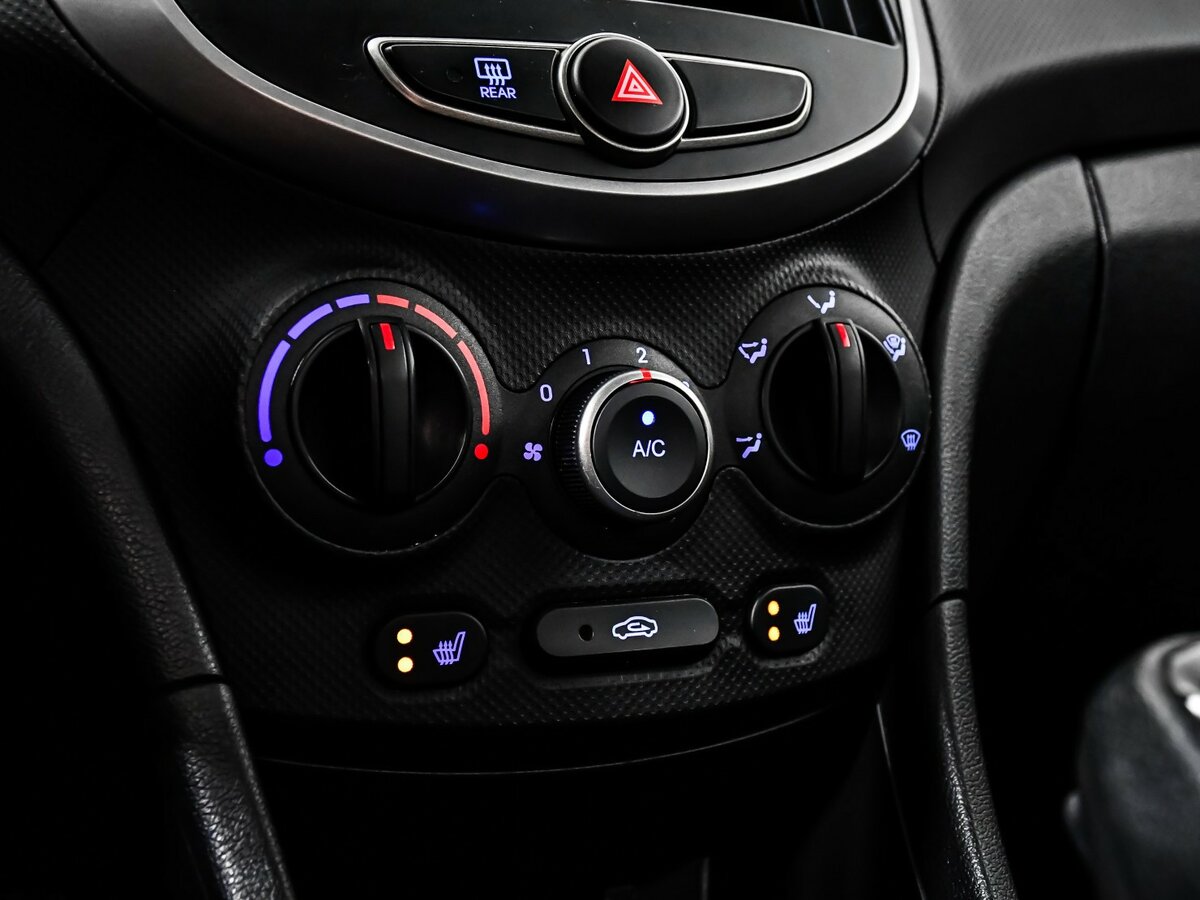 Hyundai Solaris I Рестайлинг, 2016 Фото №13