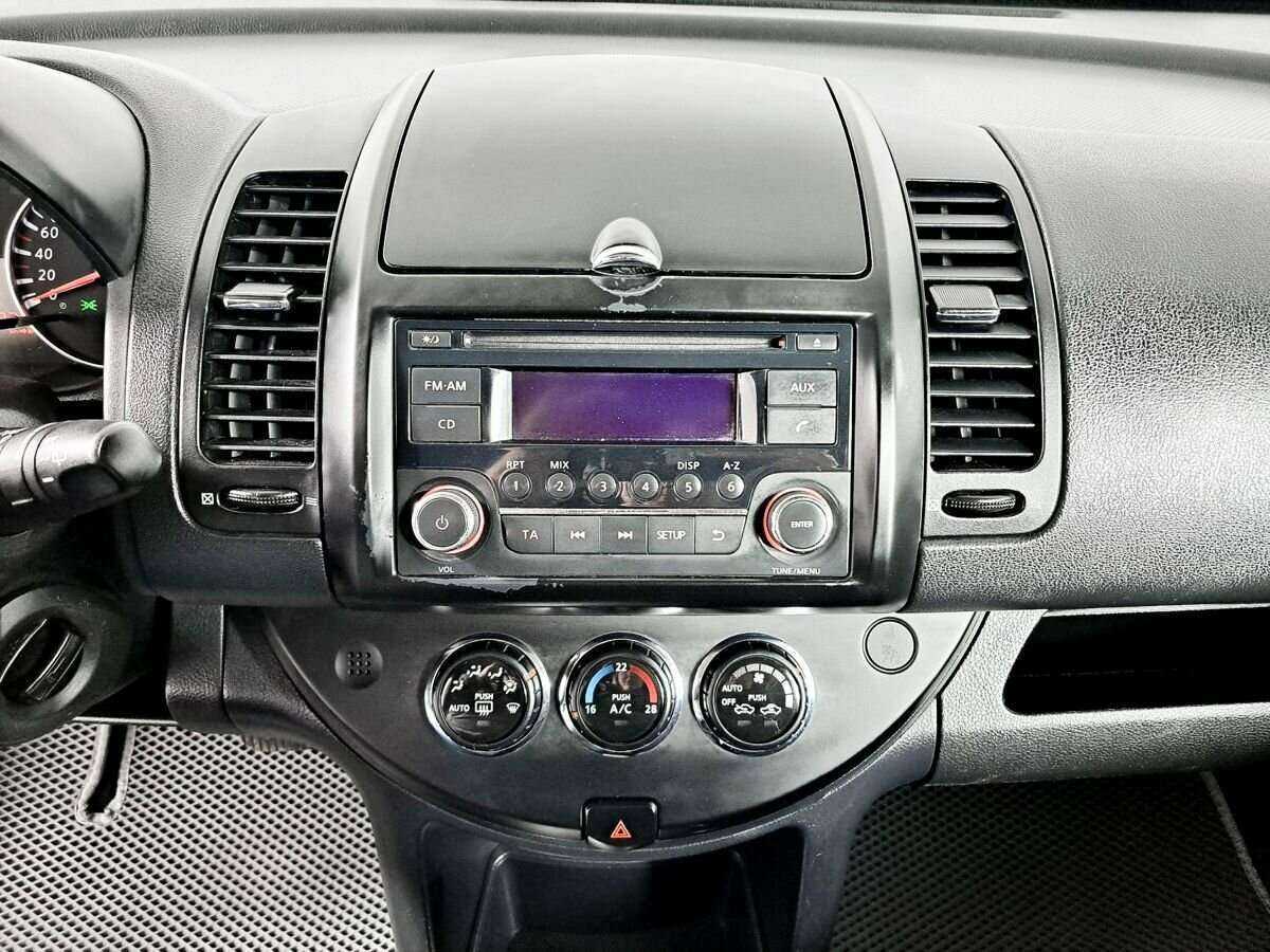 Nissan Note, 2012 Фото №13