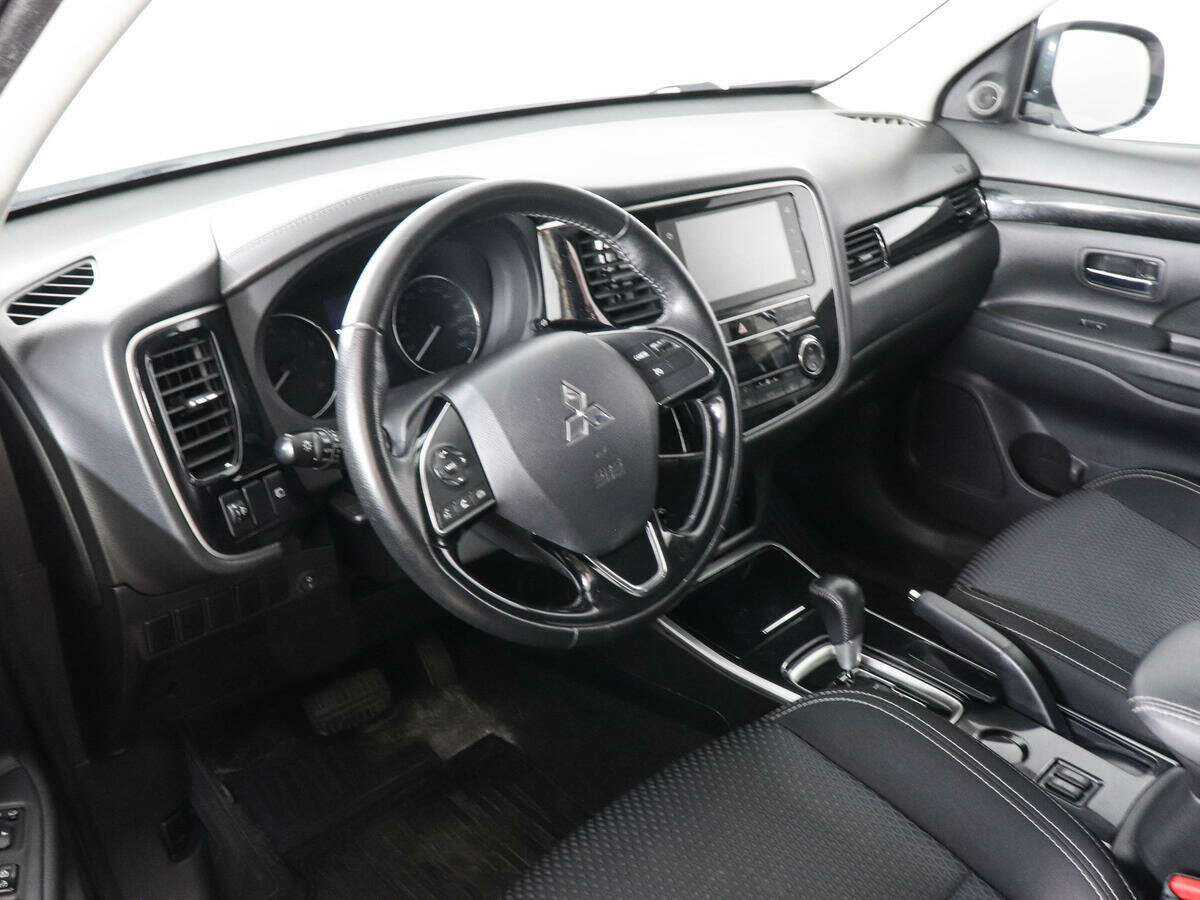 Mitsubishi Outlander, 2019 Фото №9