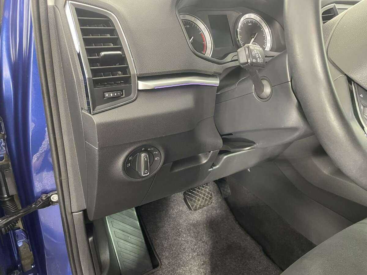 Skoda Karoq, 2020 Фото №6