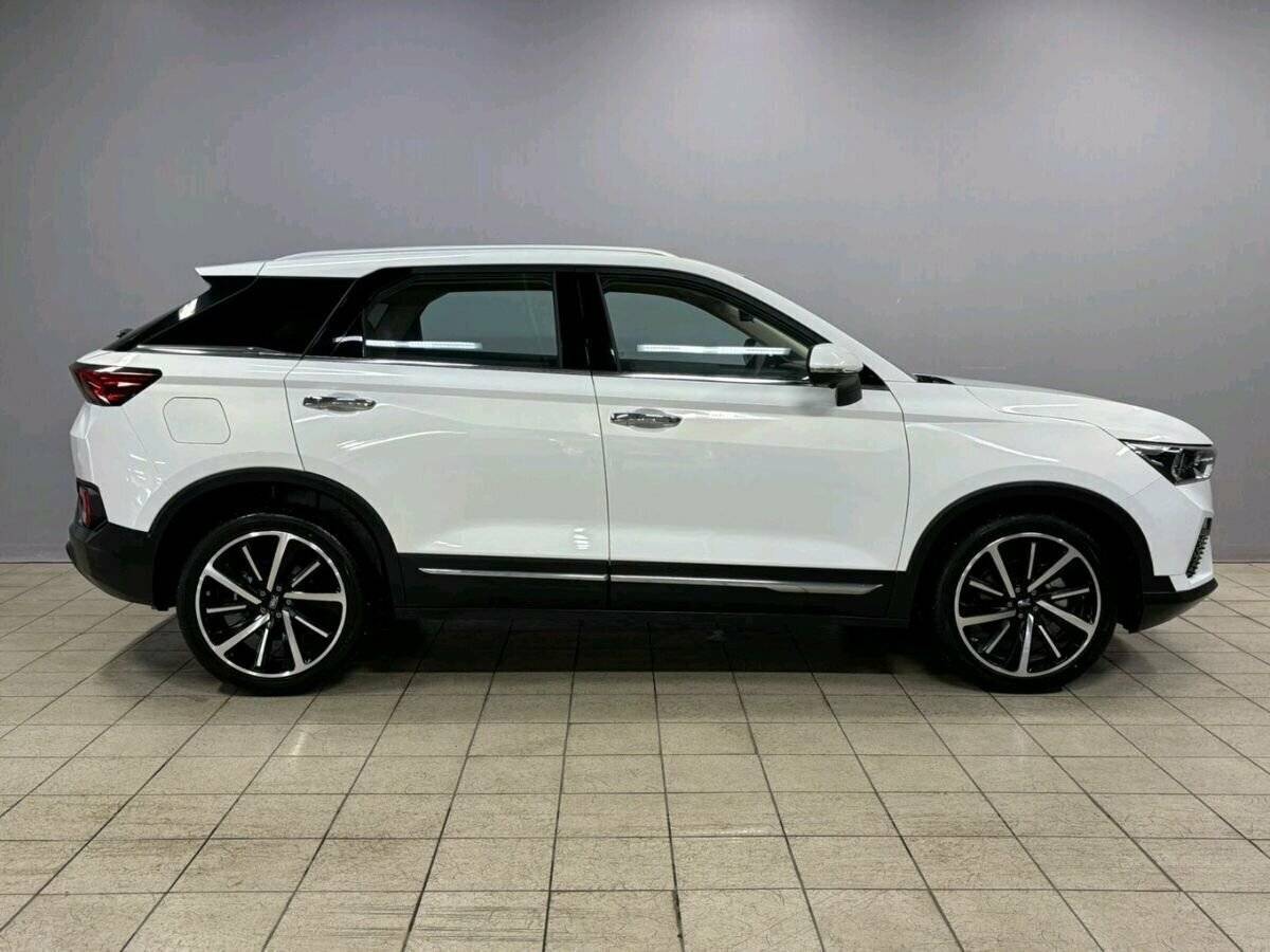 FAW Bestune T77, 2023 Фото №4