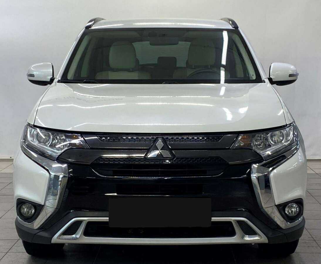 Mitsubishi Outlander, 2021 Фото №2