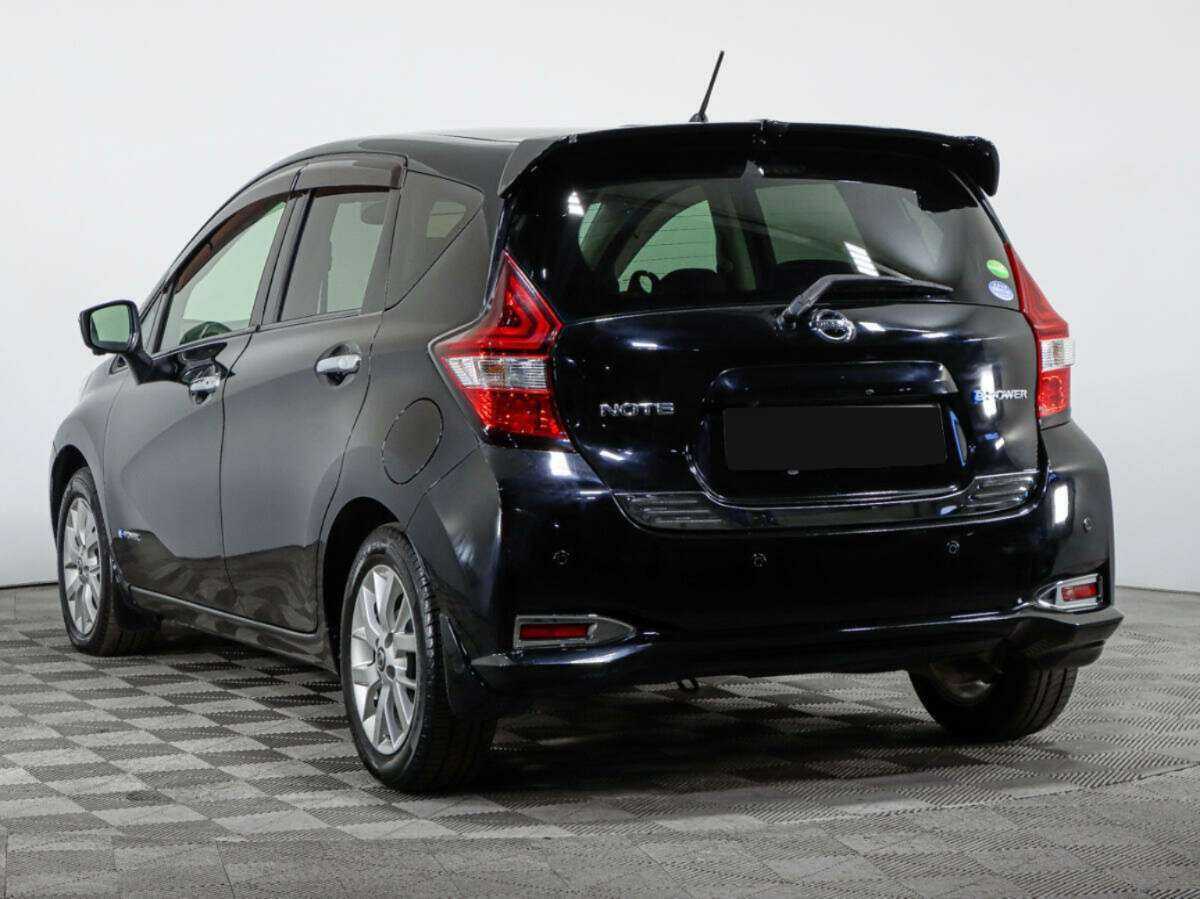 Nissan Note Nismo e-Power, 2017 Фото №7