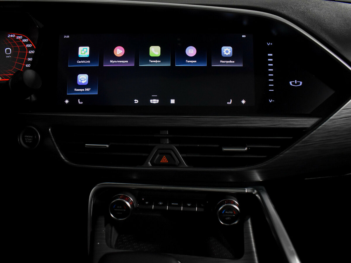 Geely Tugella I Рестайлинг, 2022 Фото №16