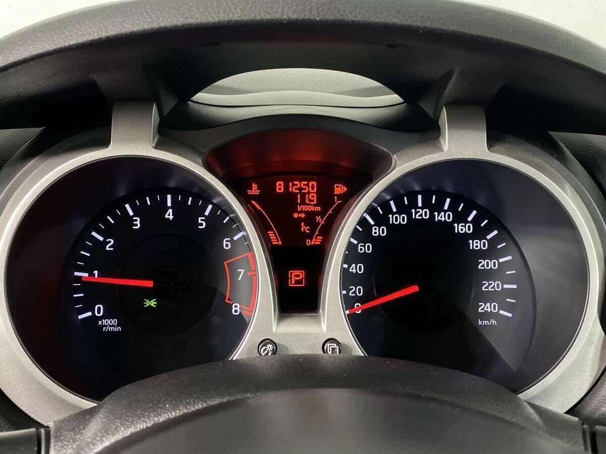 Nissan Juke, 2012 Фото №12