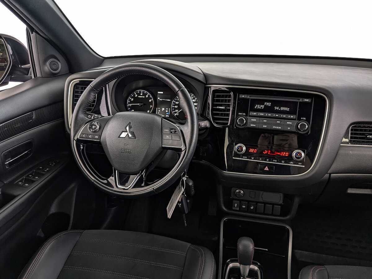 Mitsubishi Outlander, 2021 Фото №21
