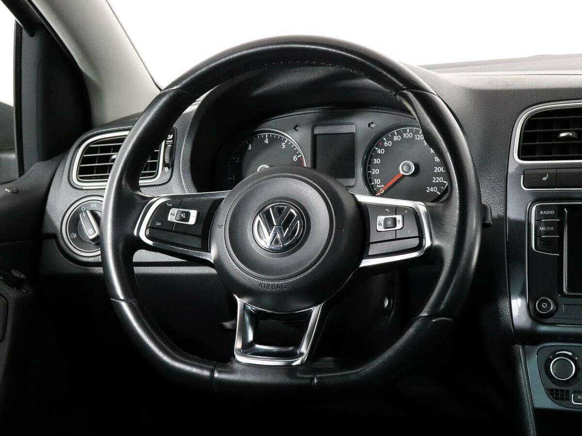 Volkswagen Polo, 2020 Фото №12