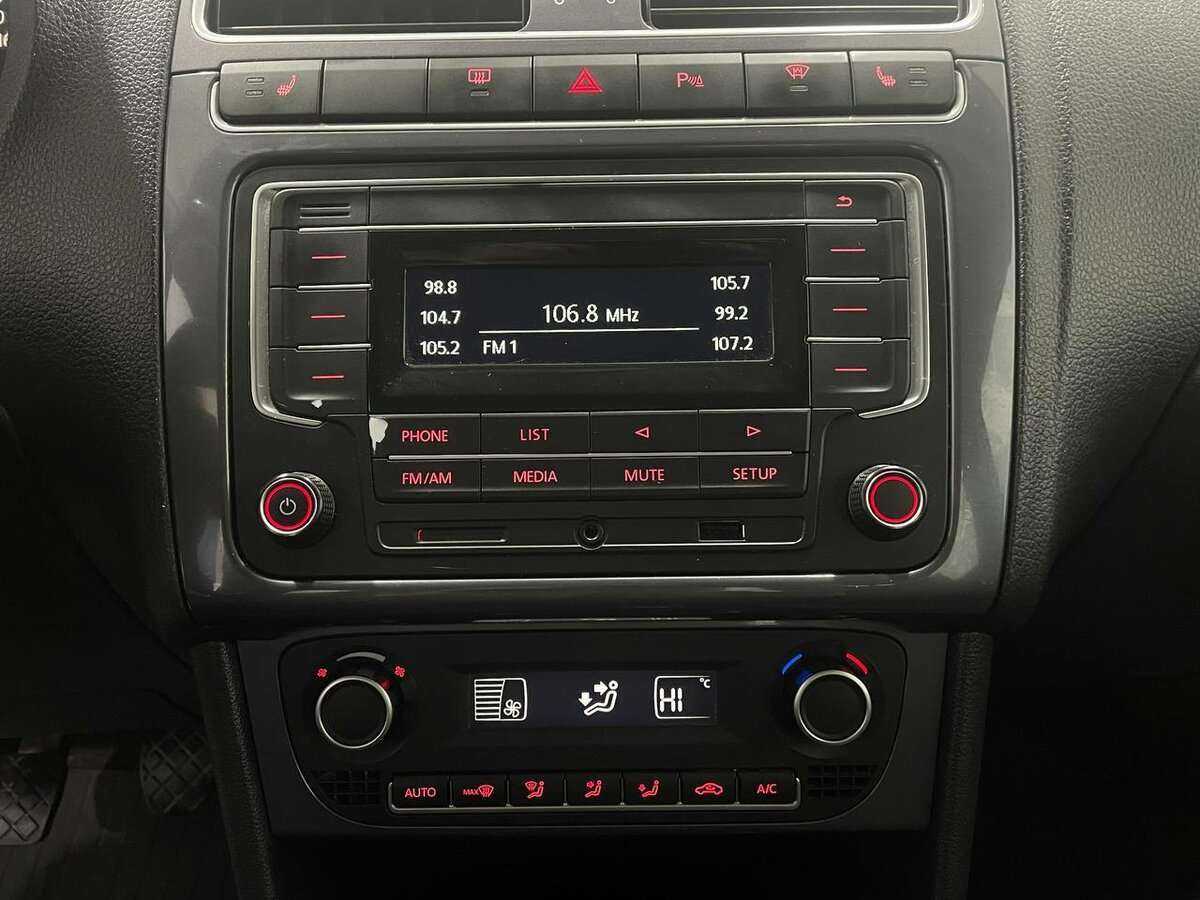 Volkswagen Polo, 2020 Фото №8