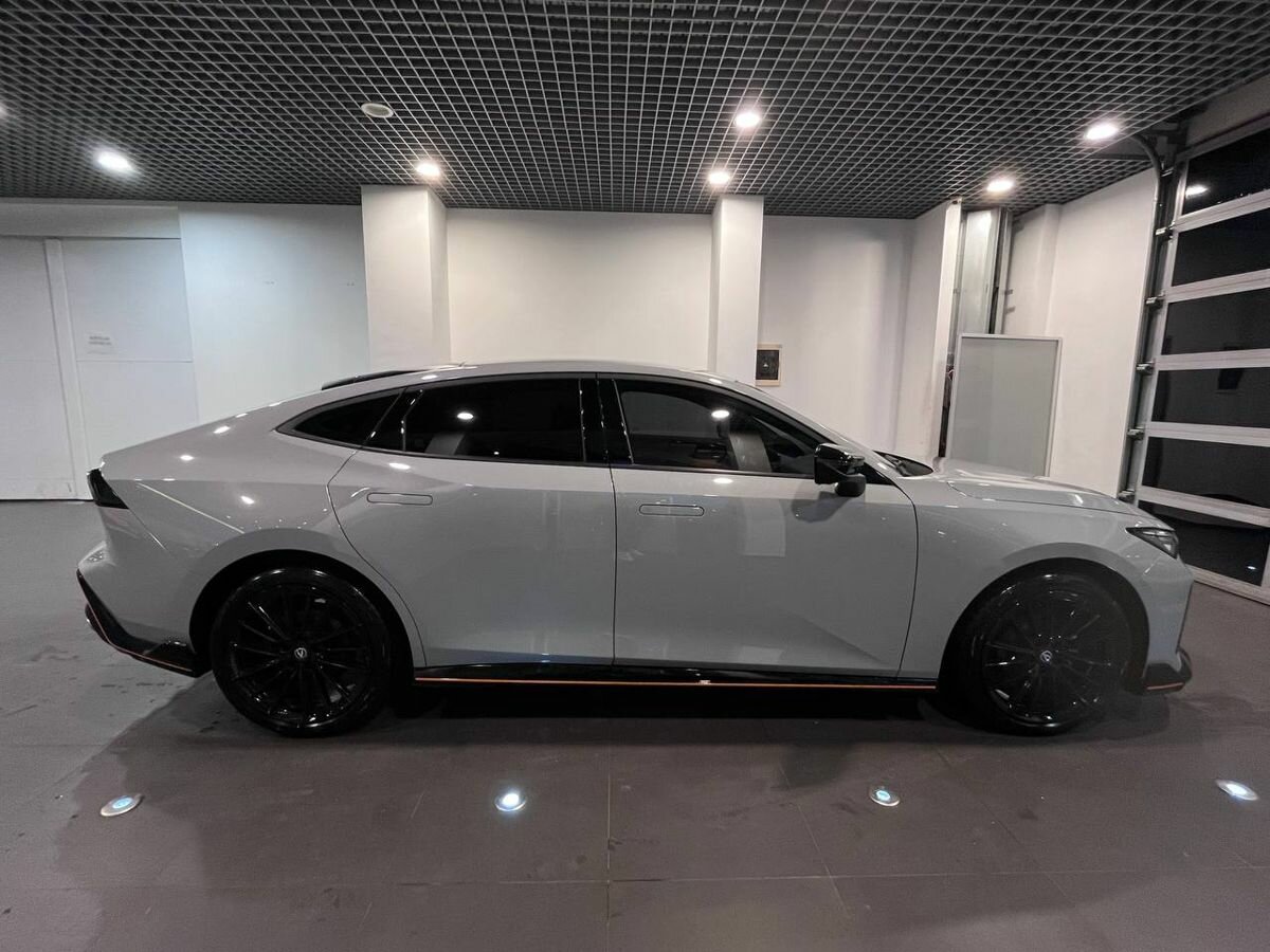 Changan UNI-V I, 2023 Фото №1