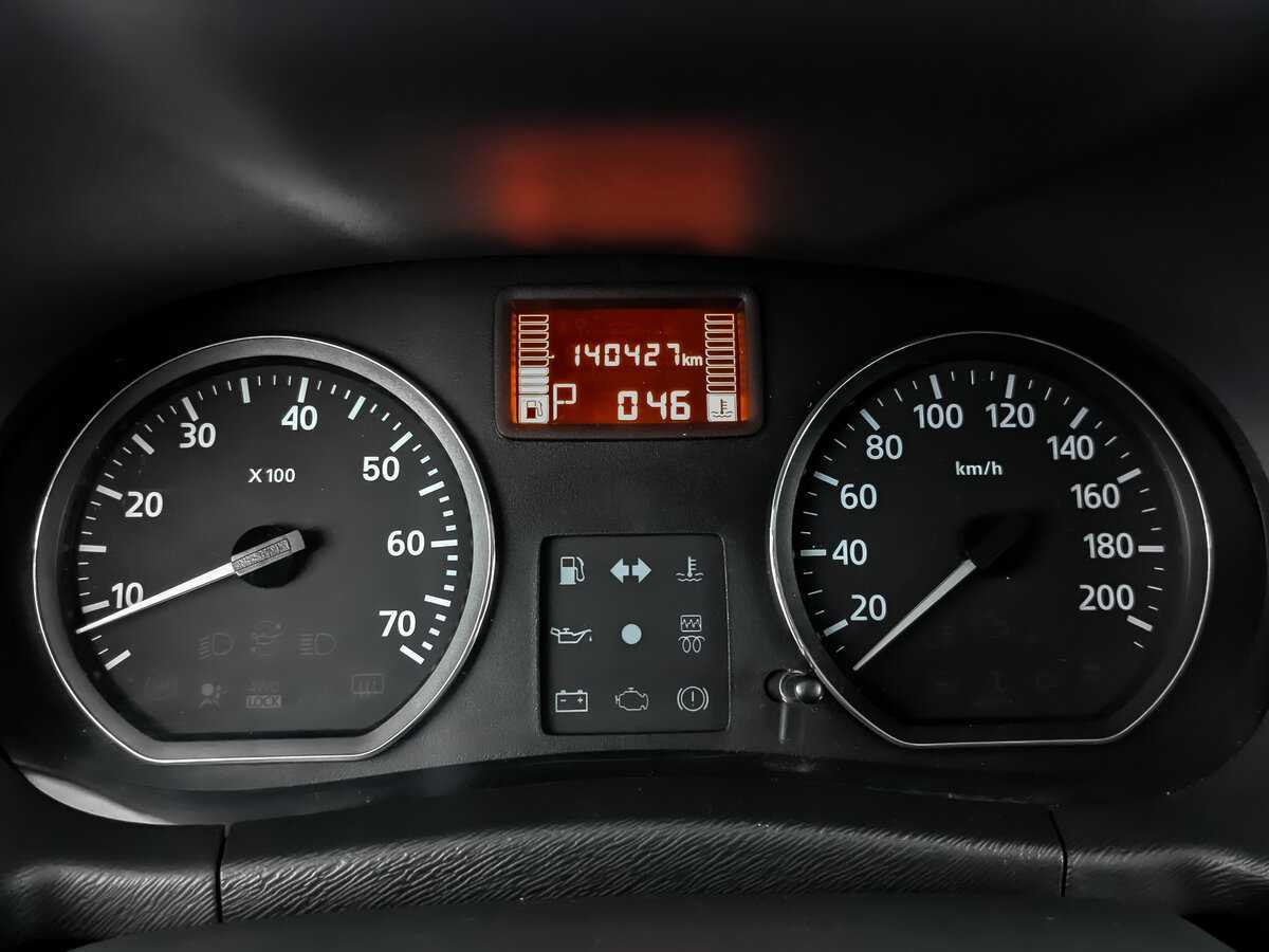 Nissan Terrano, 2015 Фото №12