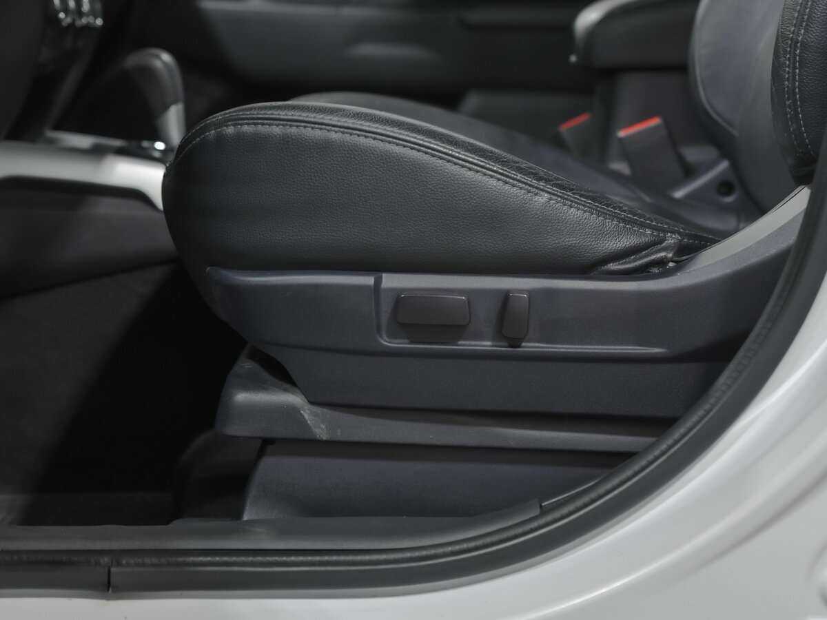 Mitsubishi ASX, 2013 Фото №15