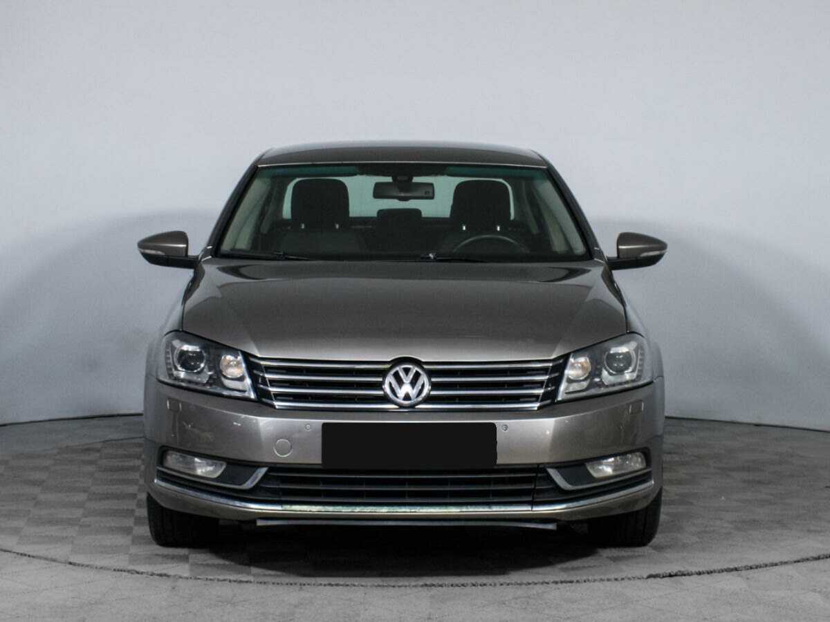 Volkswagen Passat, 2012 Фото №2