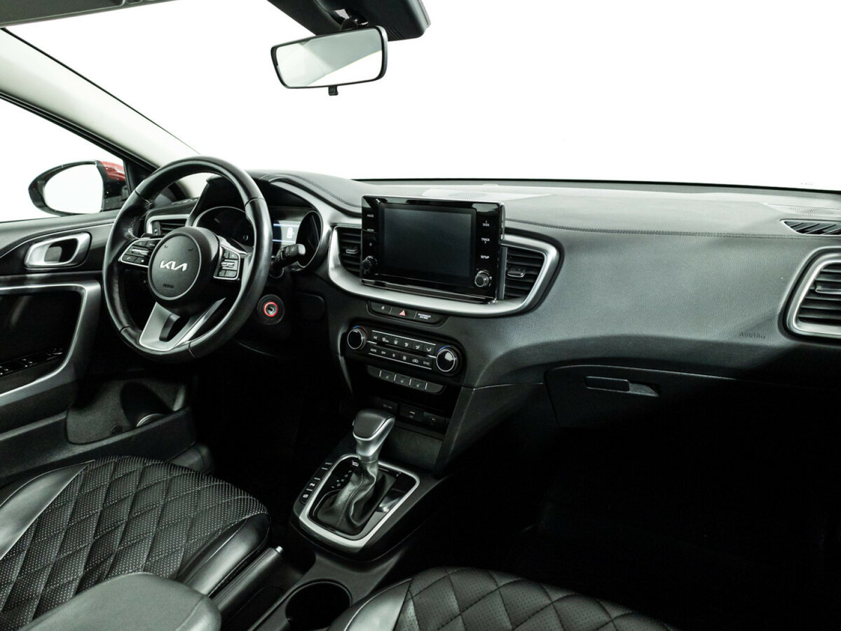 Kia Ceed III Рестайлинг, 2022 Фото №9