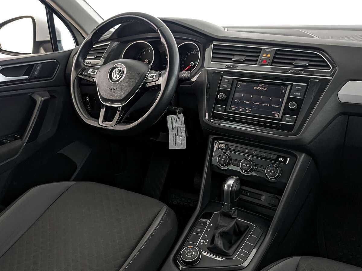 Volkswagen Tiguan, 2018 Фото №23