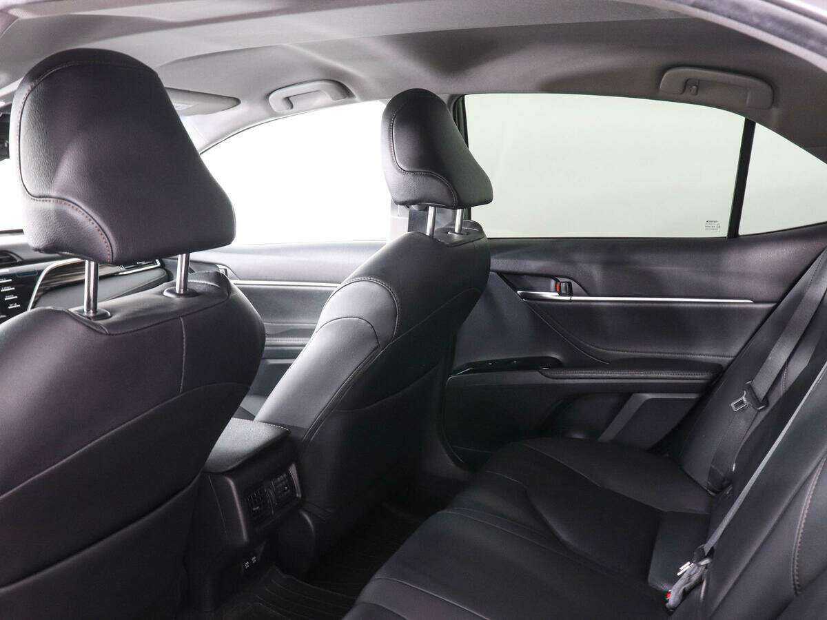 Toyota Camry, 2019 Фото №11
