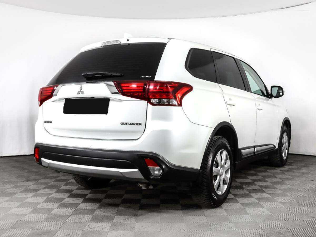 Mitsubishi Outlander, 2018 Фото №5