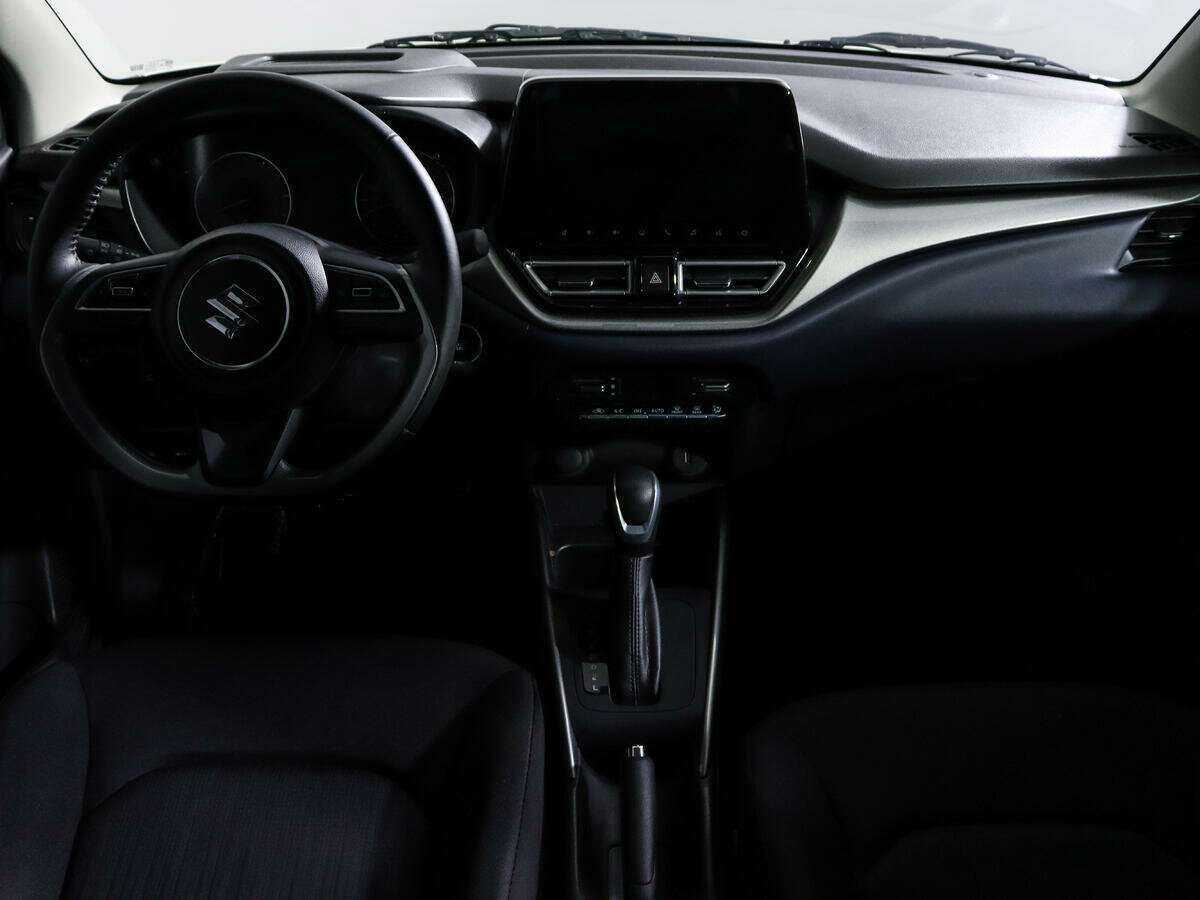 Suzuki Baleno, 2022 Фото №11