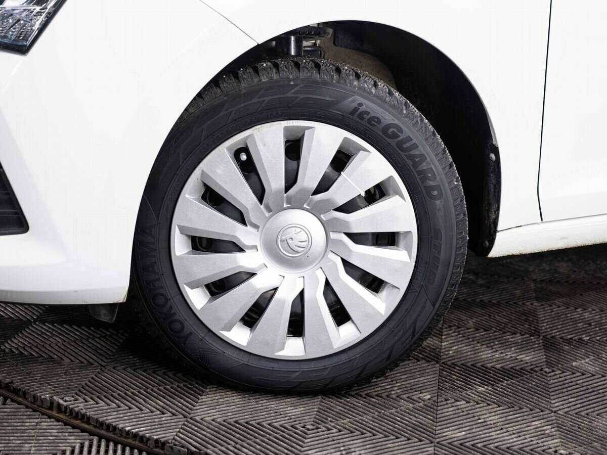 Skoda Rapid, 2022 Фото №8