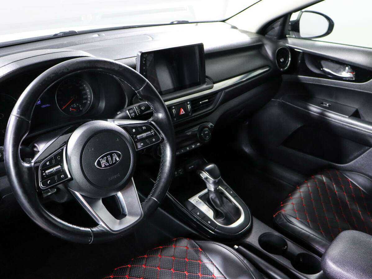 Kia Cerato, 2019 Фото №14