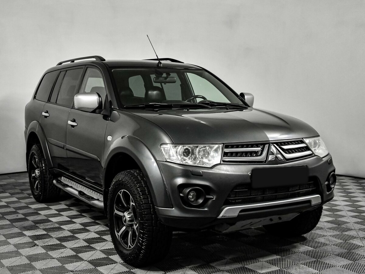 Mitsubishi Pajero Sport II Рестайлинг, 2013 Фото №3
