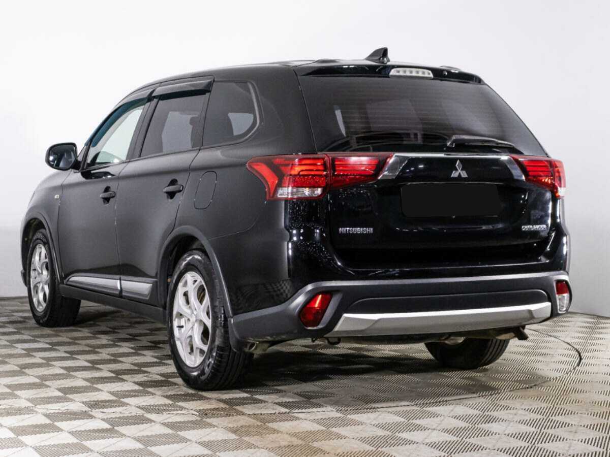 Mitsubishi Outlander, 2017 Фото №6