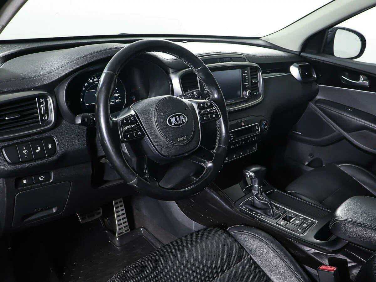 Kia Sorento, 2018 Фото №16