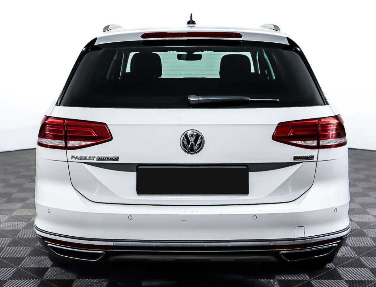 Volkswagen Passat Alltrack, 2018 Фото №6